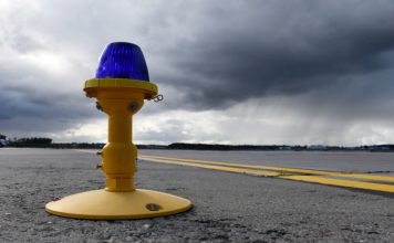 Работу аэропорта Ижевска ограничили в третий раз за сутки