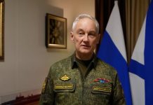 Белоусов вручил награды бойцам «Севера» в ходе поездки в зону СВО