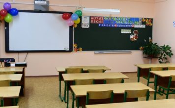 Минпросвещения хочет сделать второй иностранный язык в школах обязательным