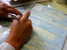 Россиянам рассказали об оформлении больничного листа без заболевания