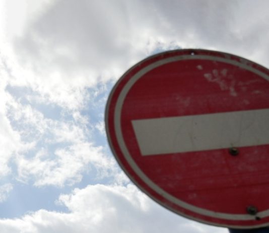 В аэропортах Нижнего Новгорода и Чебоксар ввели ограничения на полеты