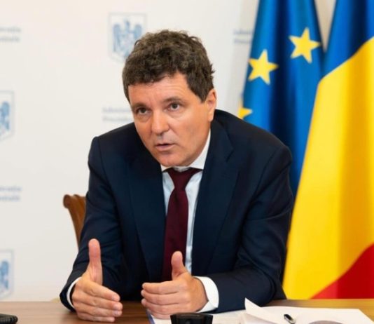 Президент Румынии Дан рассказал, откуда летел упавший в Галаце беспилотник