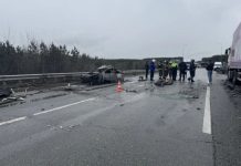 Четыре человека погибли в массовом ДТП в Свердловской области