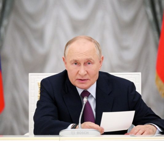 Путин назвал развитие Донбасса и Новороссии общенациональной задачей России