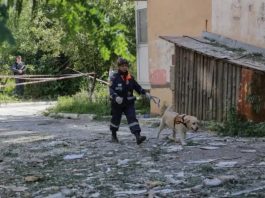 Режим ЧС ввели в границах поврежденного БПЛА дома в Гуково