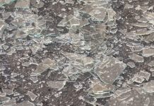 ВСУ атаковали коммерческий объект под Белгородом, ранены взрослый и подросток