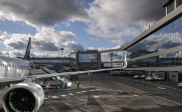 В аэропорту Домодедово ограничены полеты