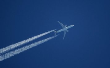 Еще пять закрытых ночью аэропортов начали обслуживать рейсы
