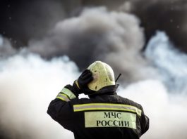 В Астраханской области из-за пожара развернули пункты временного размещения