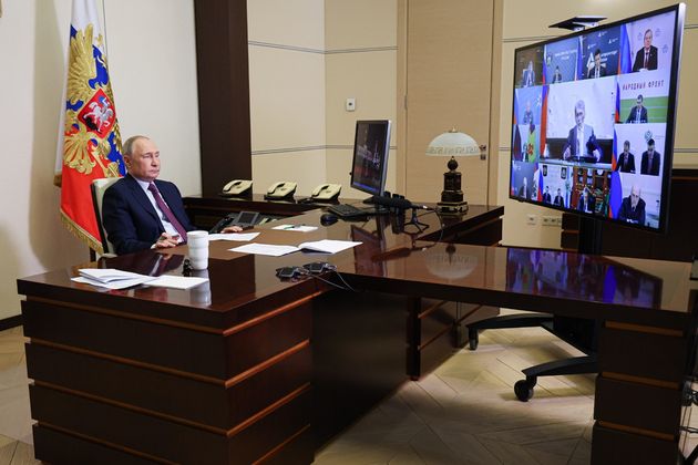 Путин пообщался на немецком с переехавшим в Россию гражданином Германии