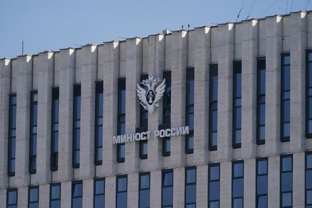 Минюст признал иноагентами кинокритика Барабаш и блогера Лушникова