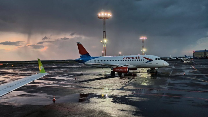 В Оренбурге второй раз с начала суток временно закрывали аэропорт