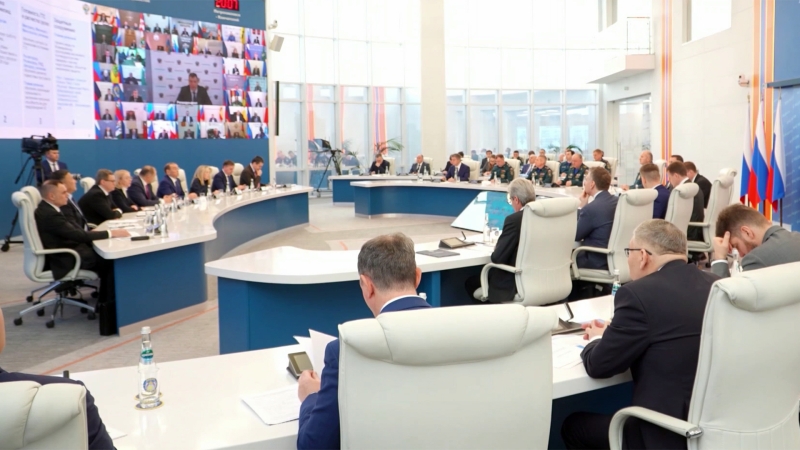 На всероссийском совещании говорили о подготовке к сезону паводков и пожаров