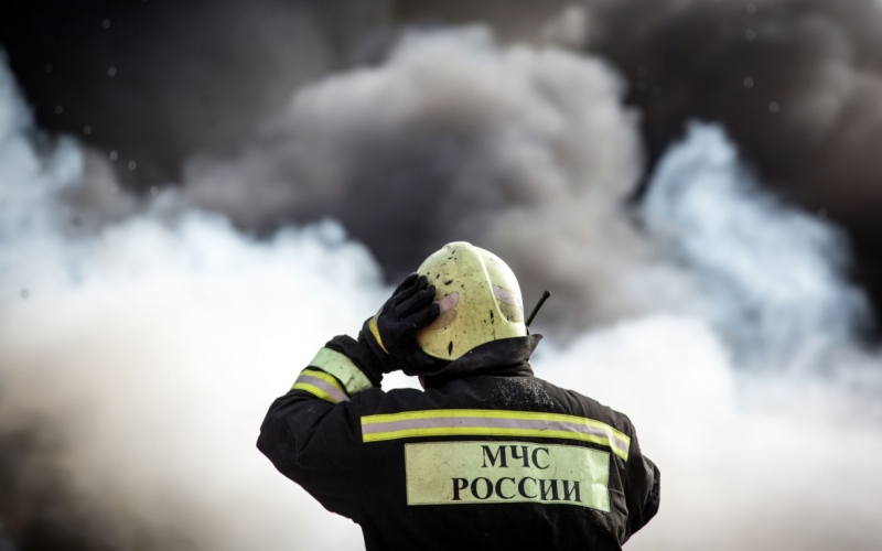 В Астраханской области из-за пожара развернули пункты временного размещения